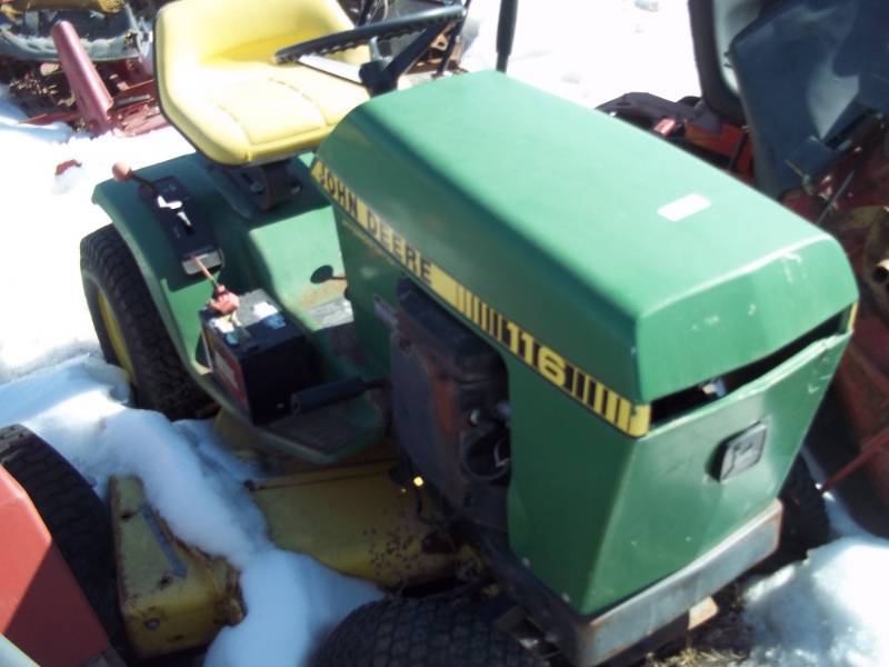 lot 167 image: Riding Lawn Mower for parts or repair