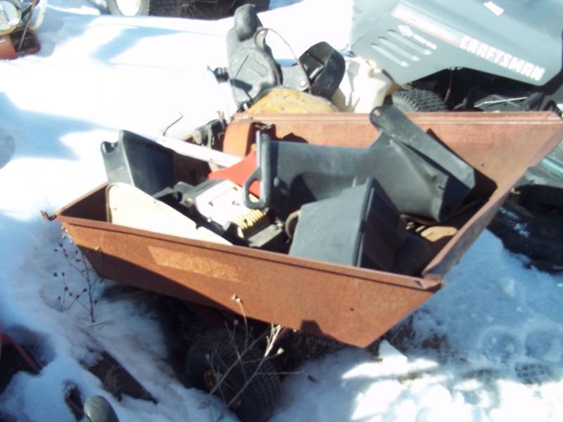 lot 177 image: Lawn Cart  trailer