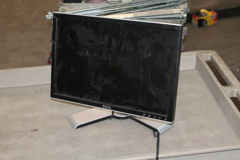 lot 95 image: Lot of (5) Dell 1907FPT Monitors