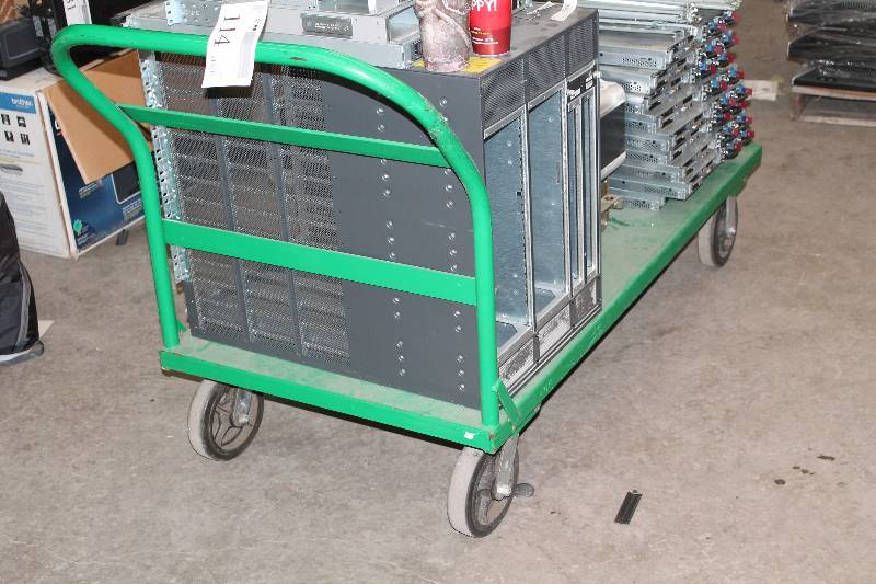 lot 114 image: Rolling Flat Cart