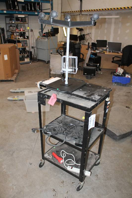 lot 120 image: 3-Shelf Rolling Utility Cart