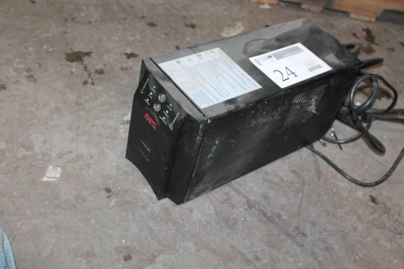 lot 24 image: APC Smart-UPS 1500 Universal Power Supply