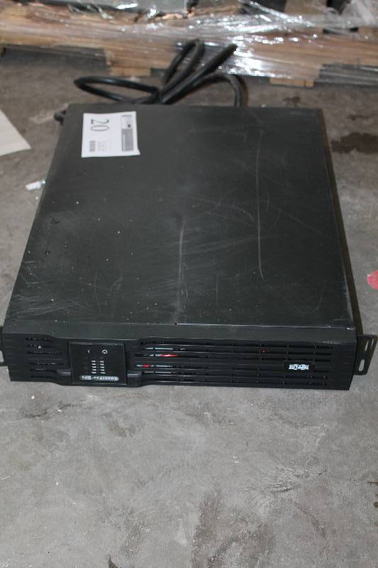lot 20 image: Tripp-Lite SmartPro UPS