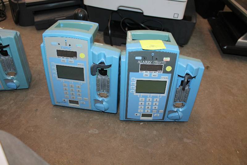 lot 27 image: Lot of (2) Alaris, IVAC Volumetric Infusion Systems