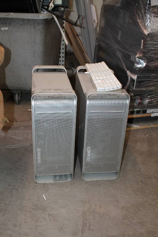 lot 12 image: Lot of (2) Powermac G5