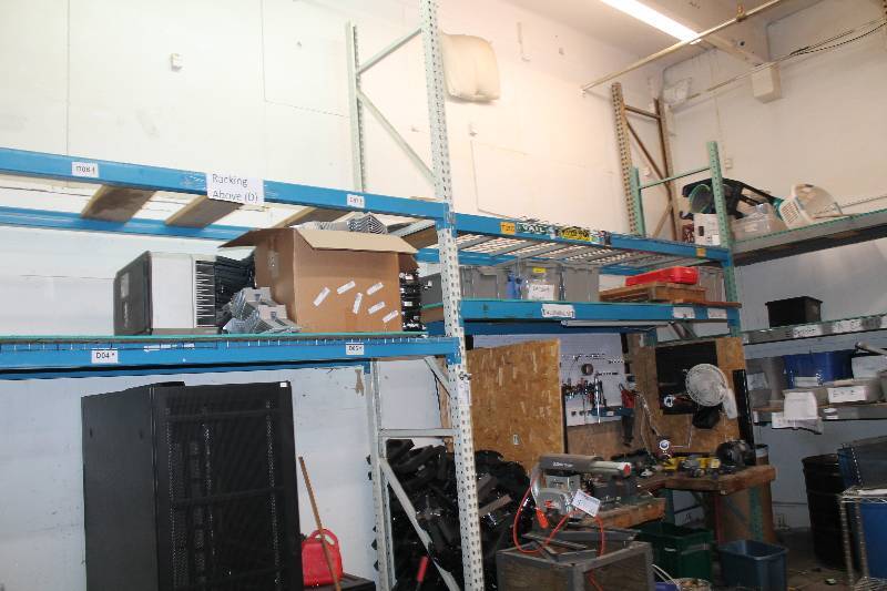 lot 9 image: Lot of (13) Pallet Racking - 5) Uprights, 8) Beams