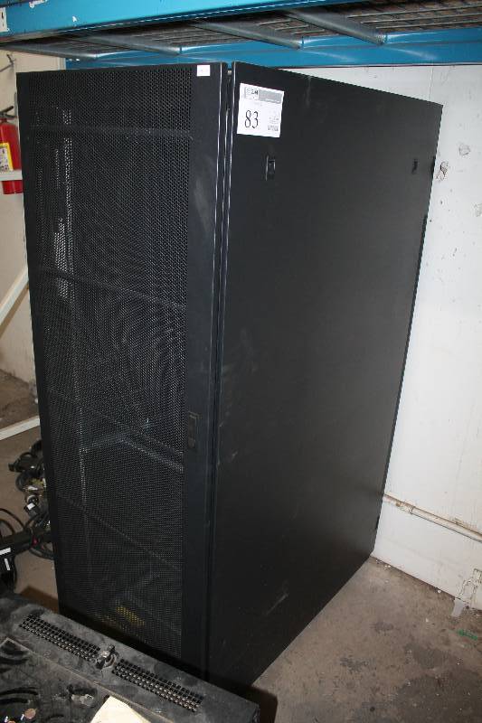lot 83 image: TotalStorage SAN Cabinet C36