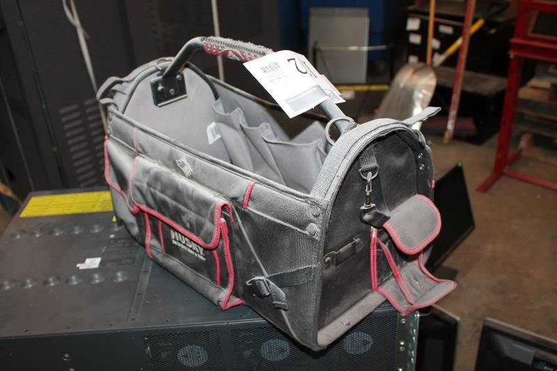 lot 172 image: Husky Soft Side Tool Box
