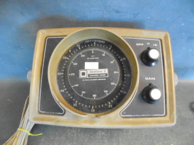 Seafarer Range Depth Finder