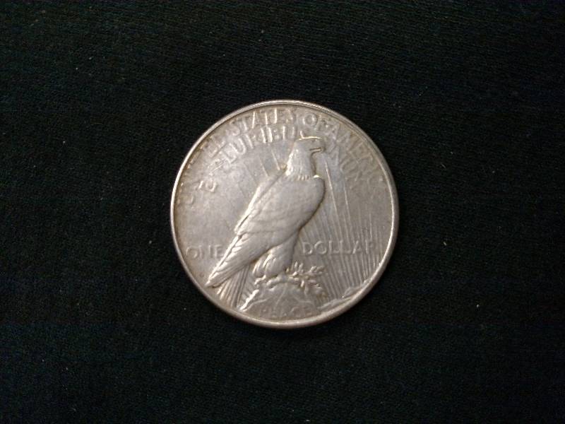 1922 D Peace Silver Dollar...