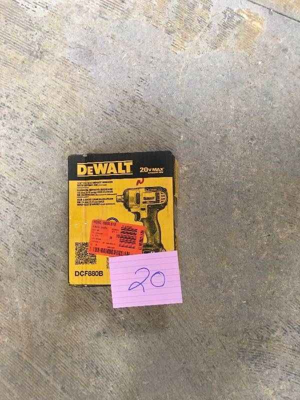 lot 20 image: DeWalt 20-Volt Max Lithium-Ion Cordless 12 in. Impact Wrench Kit with Detent Pin (Tool Only) not used