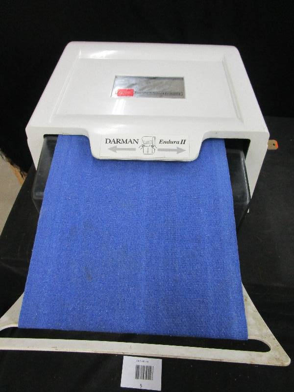 lot 5 image: Shop Towel Dispenser