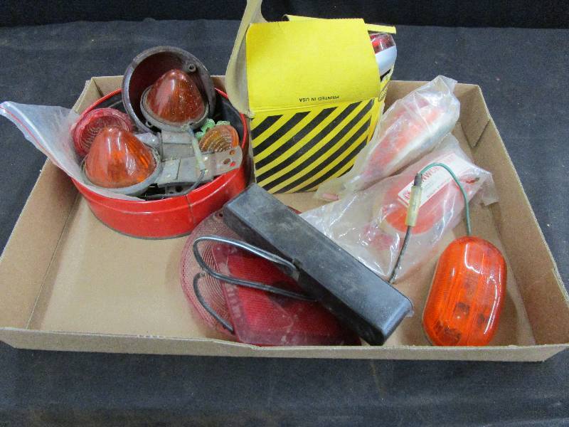 lot 9 image: Various Lights