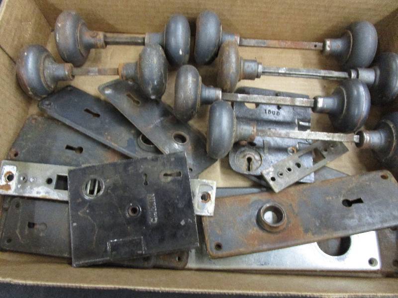 lot 55 image: Antique Doorknobs