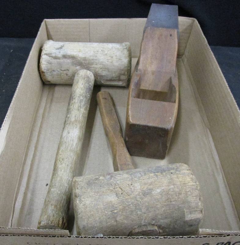 lot 92 image: Antique Wood Hammers & Wood Plane