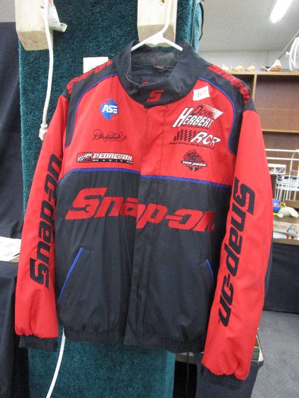 lot 107 image: SNAP ON Jacket - Mens M - Good Condition