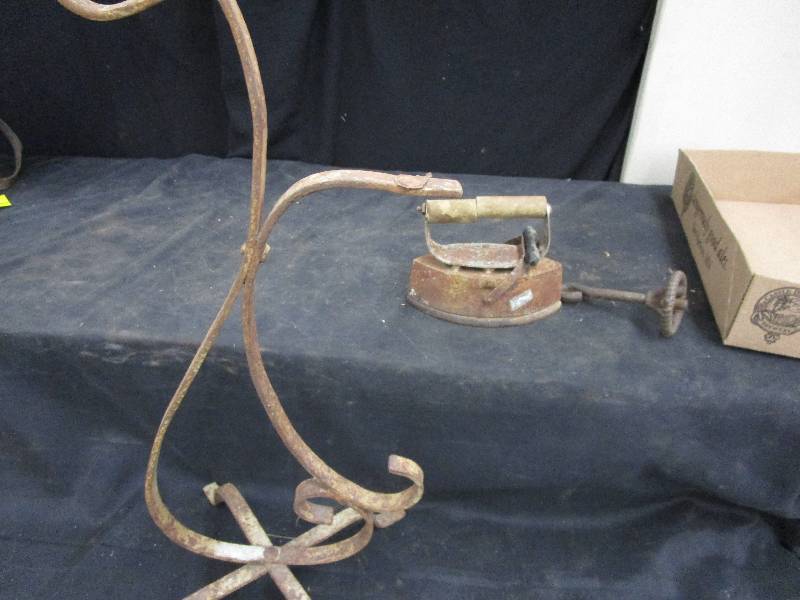 lot 112 image: Vintage Iron, Plant Stand & Knob