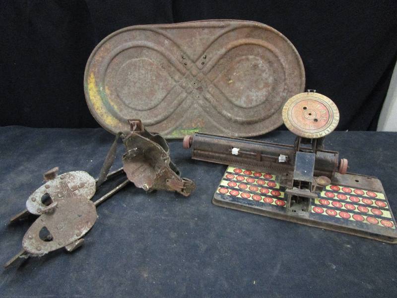 lot 120 image: Vintage Dial Typewriter, Race Track & Ice Skates