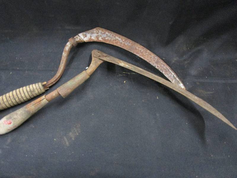 lot 125 image: Hand Scythes