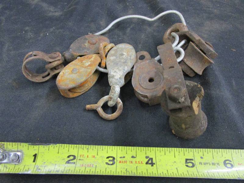 lot 148 image: Mini Pulleys