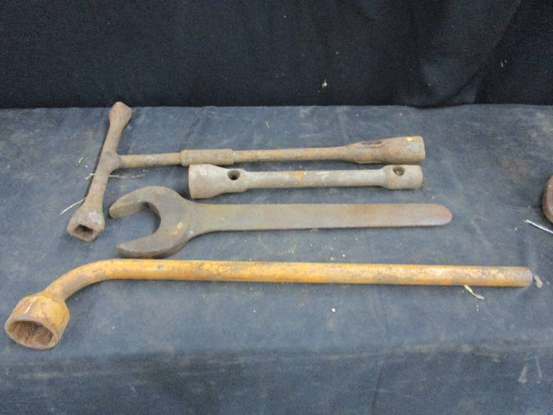 lot 149 image: Big Wrenches