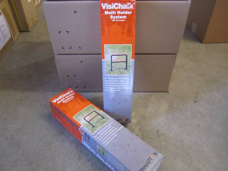 lot 4 image: Lot of 2 Champion Traps and Targets...