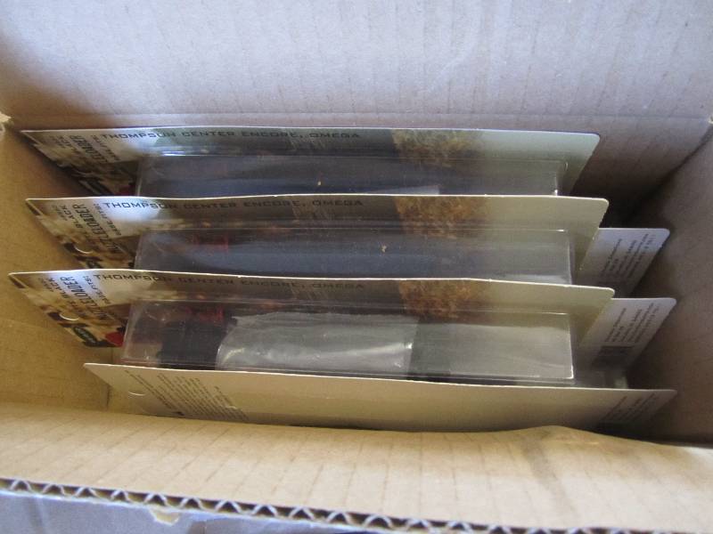 lot 10 image: Box of 6 Weaver 48520 Matte Black M...