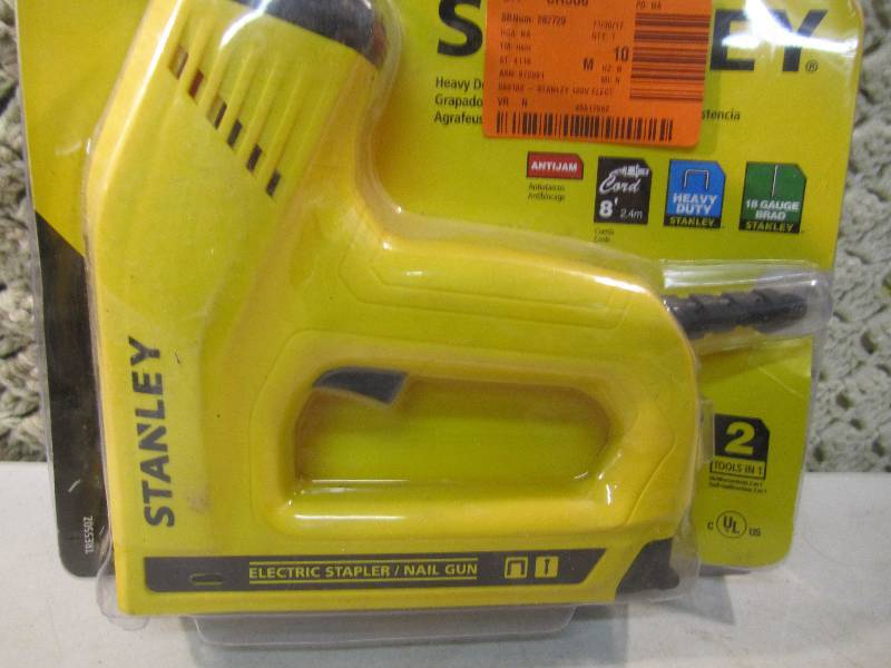 lot 92 image: Heavy Duty Electric StaplerNail Gu...