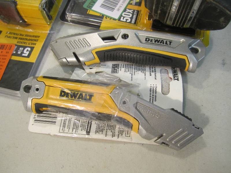lot 112 image: Lot of Dewalt Tools OpenDamagedMi...