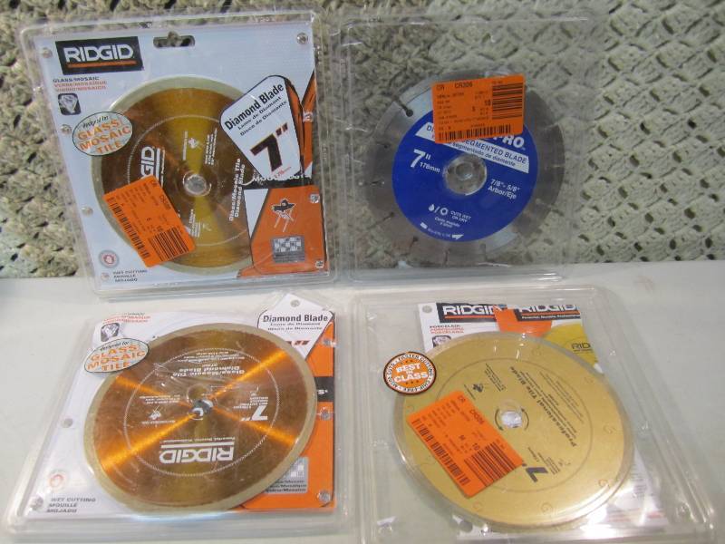 lot 329 image: Lot of 4 - 7 Diamond Blades OpenD...