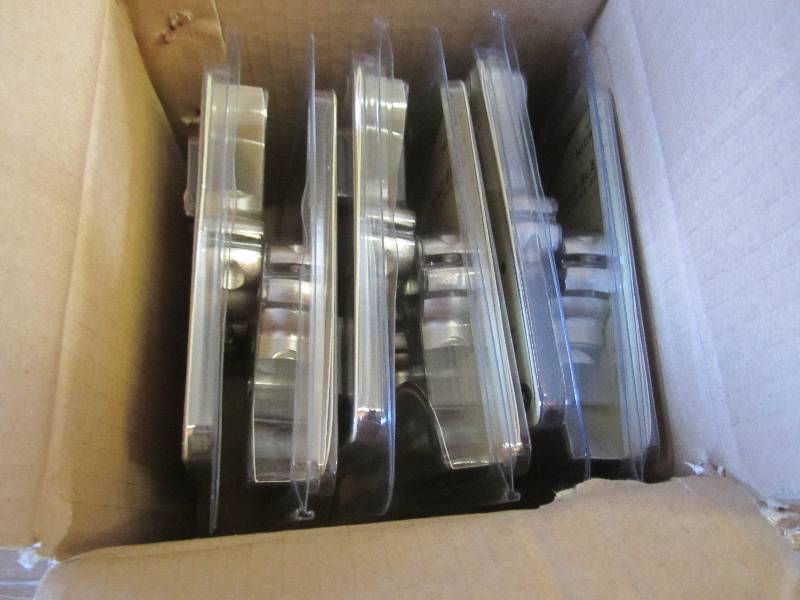 lot 19 image: Box of 6 Weaver 49239 Grand Slam Do...