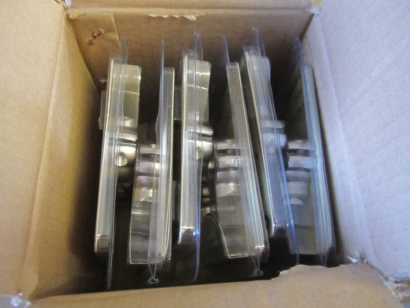 lot 21 image: Box of 6 Weaver 49239 Grand Slam Do...
