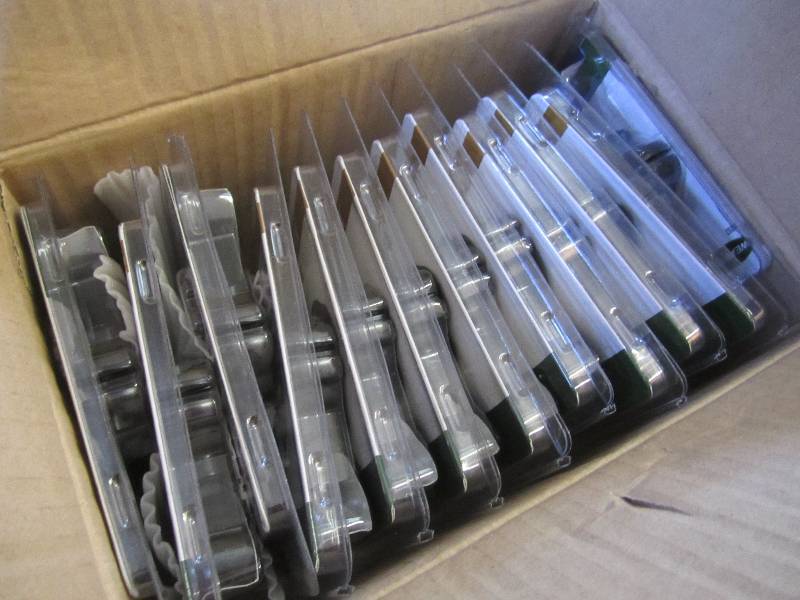 lot 27 image: Box of 12 Weaver 49202 Grand Slam S...