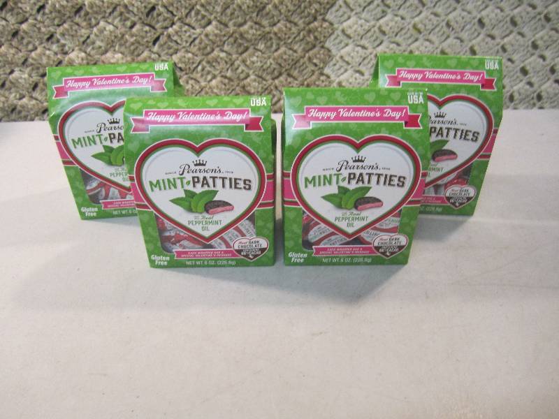 lot 77 image: Lot of 4 Boxes Pearsons Mint Pattie...