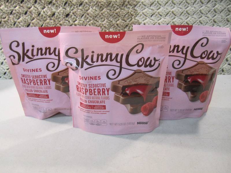 lot 81 image: Lot of 3 Bags Skinny Cow Divines Ra...