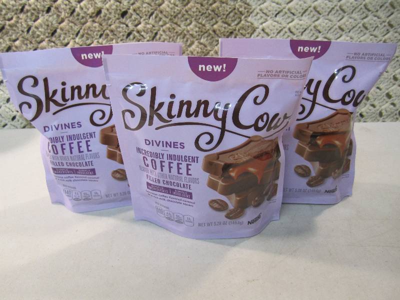 lot 82 image: Lot of 3 Bags Skinny Cow Divines Co...