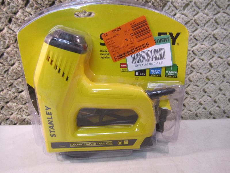 lot 104 image: Electric StaplerNail Gun OpenDama...