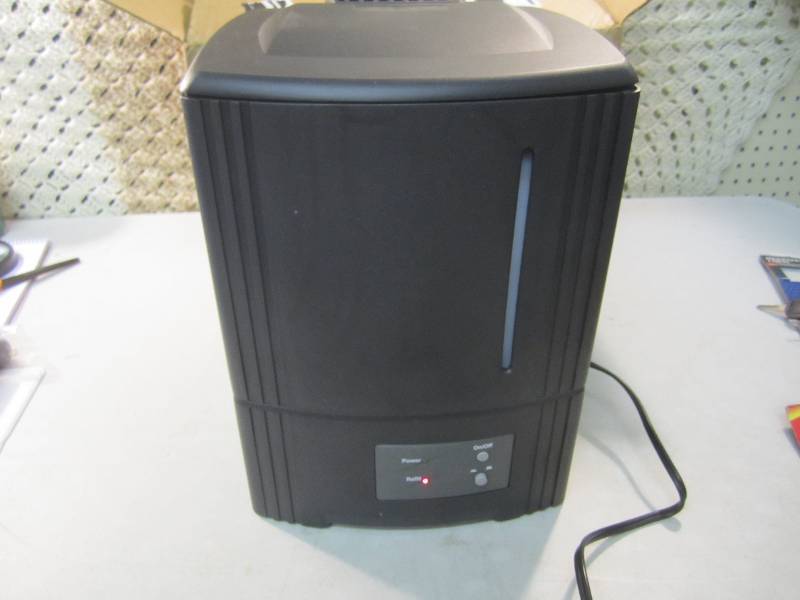 lot 189 image: Keystone Warm Mist Humidifier 1.3 G...