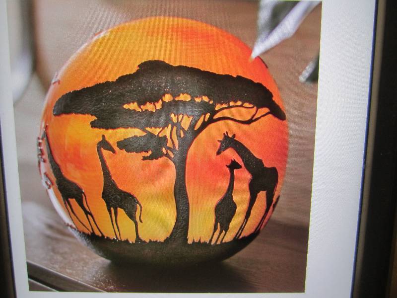 lot 279 image: Safari Globe Light 9 diam. Open Bo...