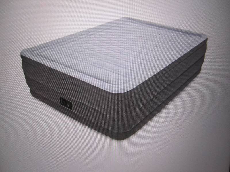 lot 301 image: Intex Dura-Beam Plus Queen Size Hig...