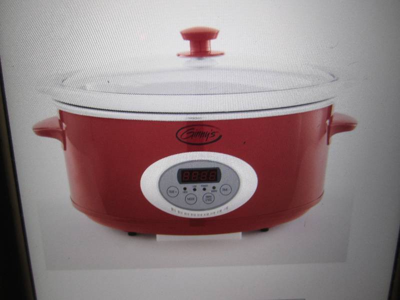 lot 305 image: Ginnys 6.5 Quart Oval Digital Slow...