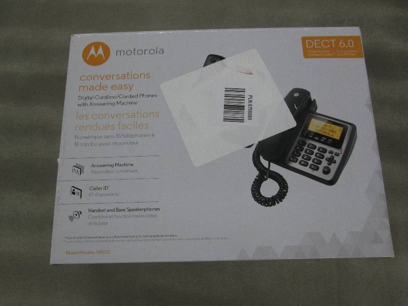 lot 72 image: Motorola CordedCordless Bluetooth ...