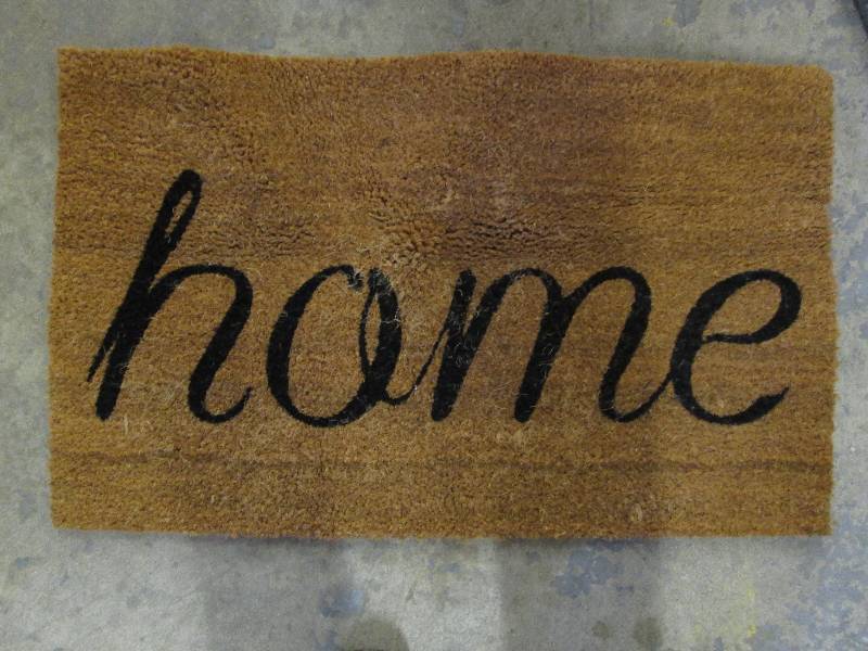lot 78 image: Home Welcome Mat, open box Retail...