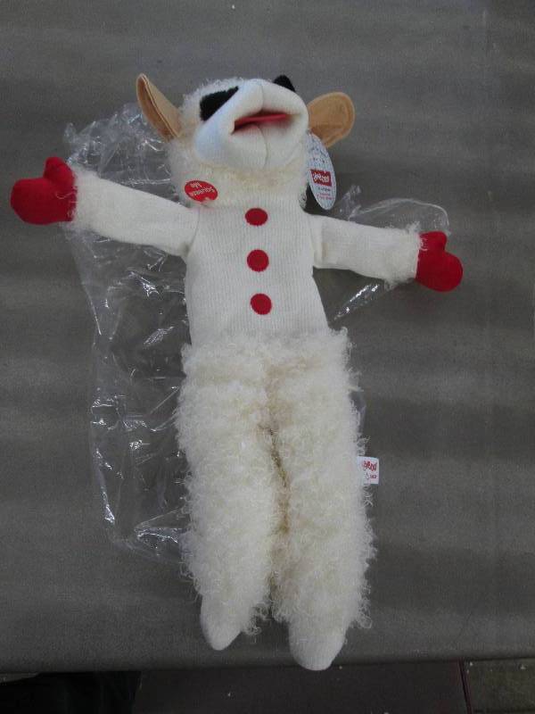 lot 91 image: Lamb Chop Puppet Retail $19.99...