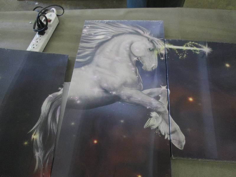 lot 113 image: Unicorn Art- mismatched pieces...