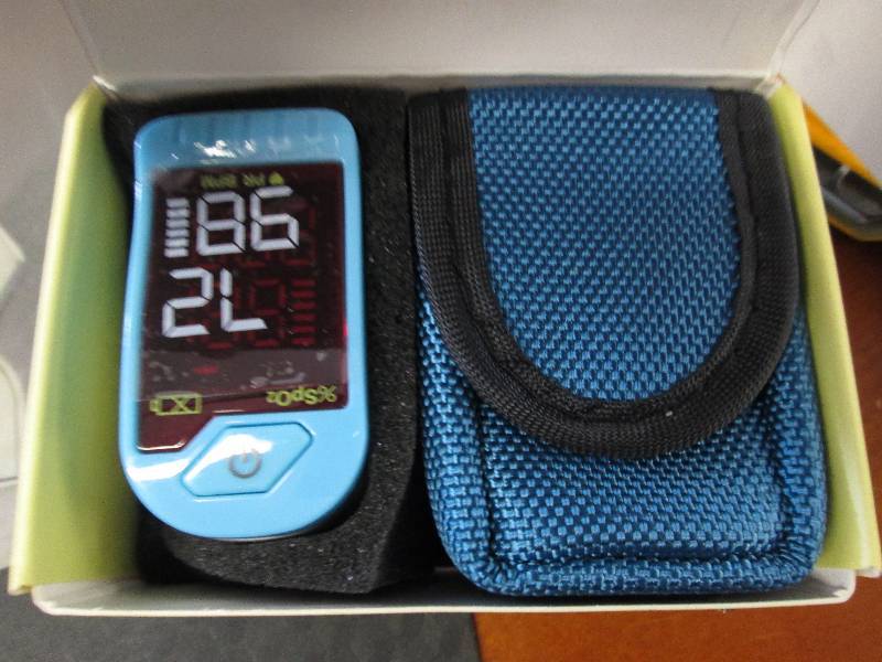 lot 218 image: Pulse Oximeter open box, untested...