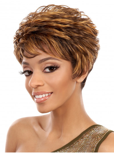 lot 38 image: MOTOWN TRESS SHILA SYNTHETIC WIG Re...