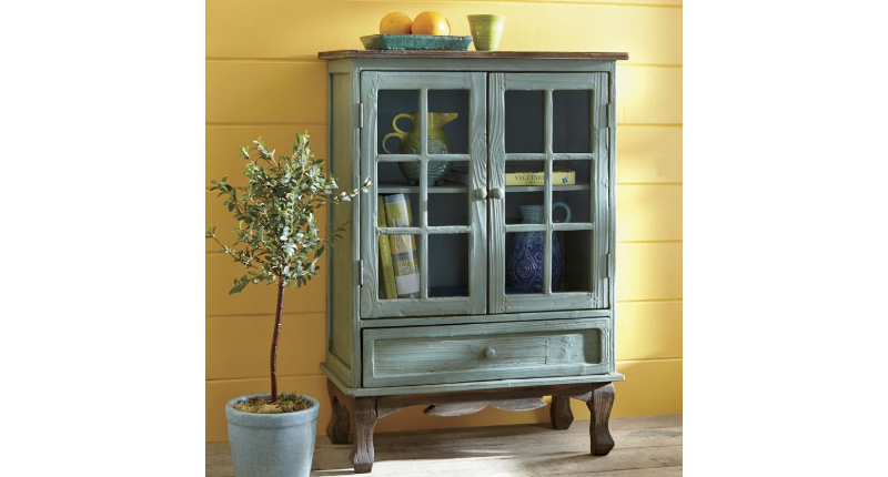 lot 222 image: Hattiesburg Turquoise Distressed Ca...