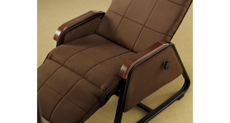 lot 236 image: Zero Gravity Chair open box , untes...