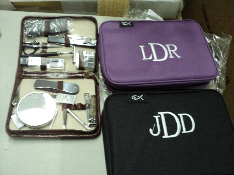 Bathroom kit and 2 bags...
